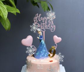 Nữ hoàng Elsa bánh hồng pastel chân trắng 18