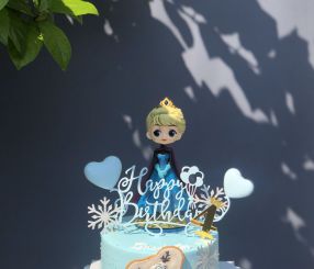 Nữ hoàng Elsa và Olaft 18